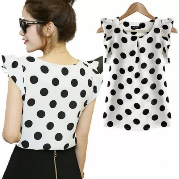 Unbranded | Polka dot blouse with ruffled sleeves - Picture 1 of 10